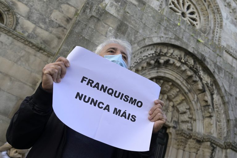 El Gobierno no tiene constancia de que existan bienes del Estado «amasados» por Franco que sigan en manos de su familia