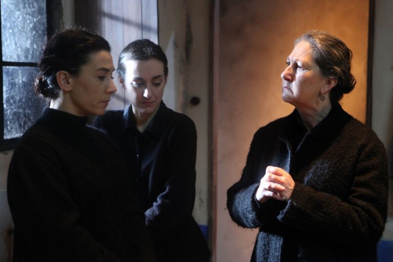 ‘Bernarda’, de Malasombra, se hace con cuatro Premios María Casares, entre ellos mejor espectáculo y dirección