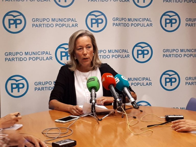 El PP coruñés pide a la alcaldesa que se «centre en los problemas» de la ciudad y que «se deje de peleas internas»