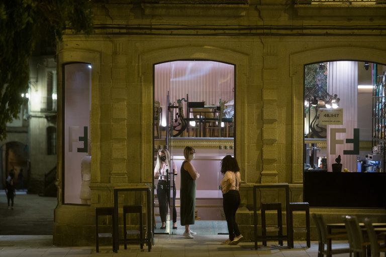 La pandemia provoca el cierre definitivo de más de cien bares en Lugo