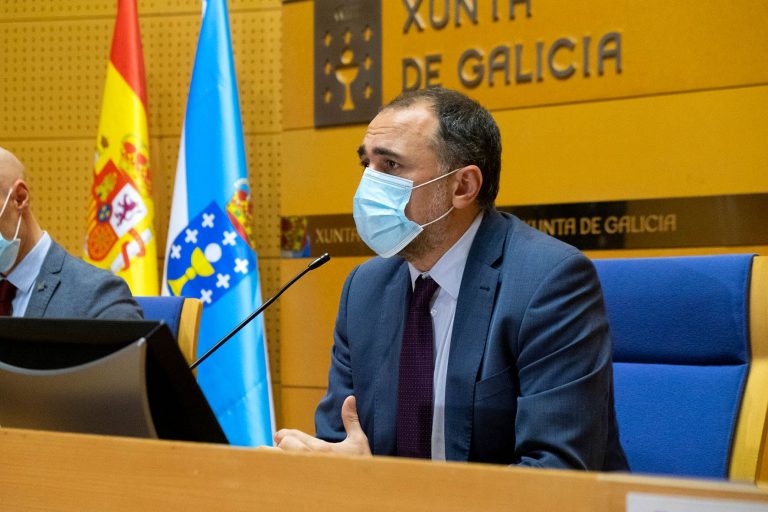 AV.- Sanidade ve una evolución positiva en los contagios pero preocupa la situación en UCI, a un 42% del pico máximo