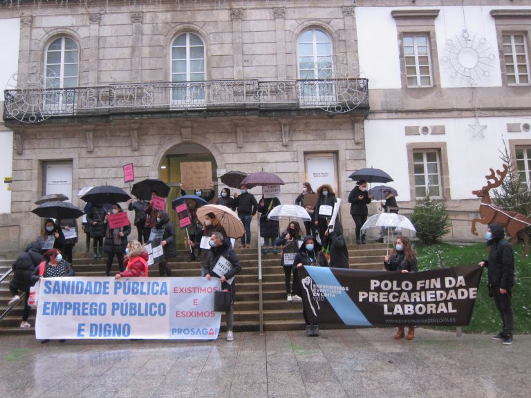 Enfermeros denuncian en Vigo la «precariedad» laboral en el Sergas, que consideran que agravará el plan de contingencia