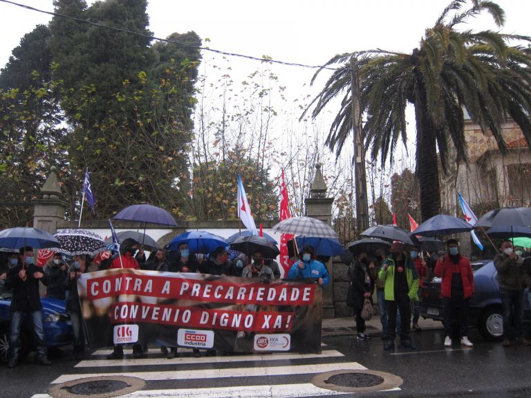Sindicalistas se concentran en Vigo para alcanzar el convenio provincial del metal que «los trabajadores merecen»