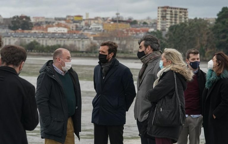 El PP de A Coruña propone suspender de militancia a la alcaldesa de Boimorto y analizar si debe ser expulsada