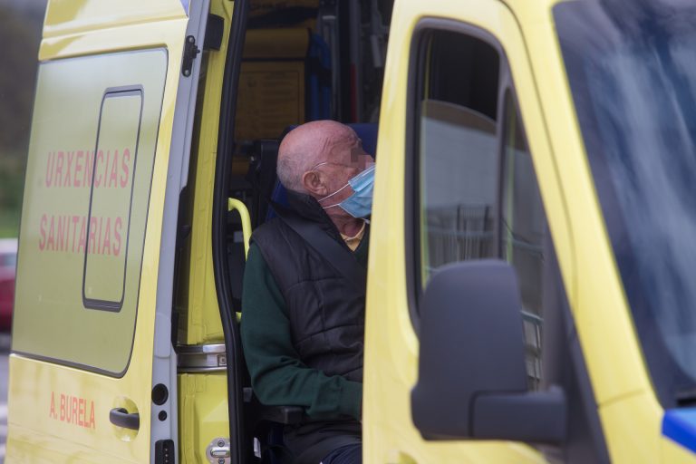 Cvirus.- Galicia alcanza los 1.400 muertos con covid-19 el último día de 2020, tras notificar siete muertes