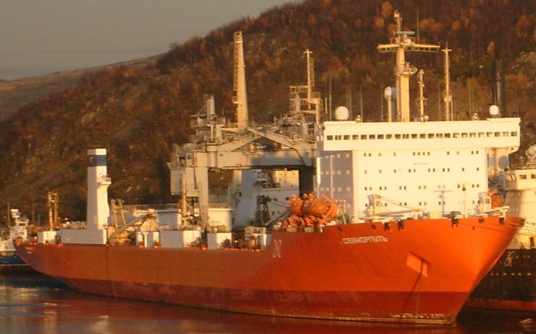 Unidas Podemos pide al Gobierno «medidas de prevención» para proteger la costa de Galicia ante el buque Sevmorput