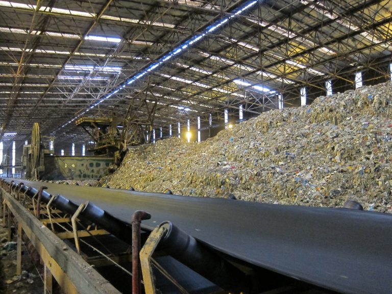 La producción de residuos desciende en los ayuntamientos adscritos a Sogama por el impacto de la pandemia
