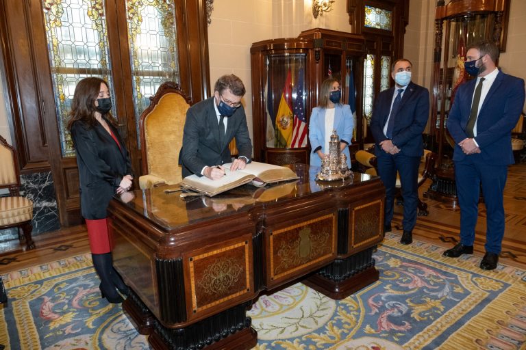 La Xunta y el Ayuntamiento de A Coruña firman el convenio para la ejecución del ‘Novo Chuac’