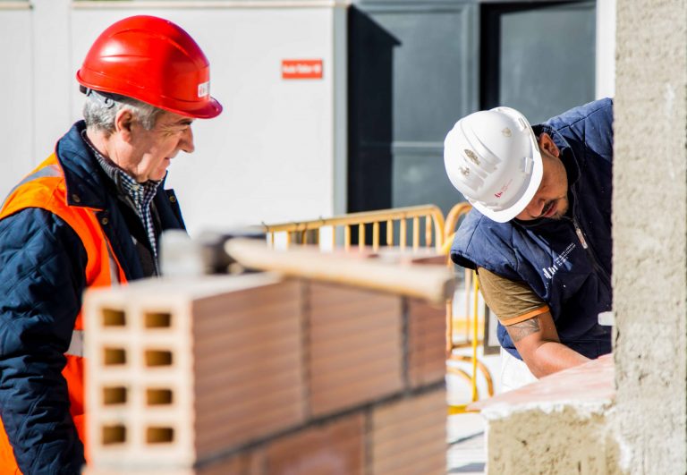 La construcción necesita mano de obra cualificada en Galicia para crear entre 5.000 y 9.000 empleos este año