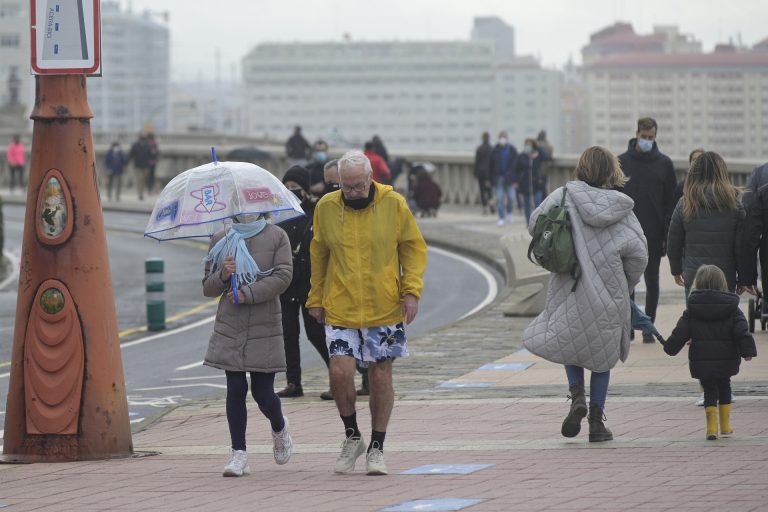 El temporal costero que afecta a Galicia provoca acumulaciones de lluvia de casi 70 litros por metro cuadrado