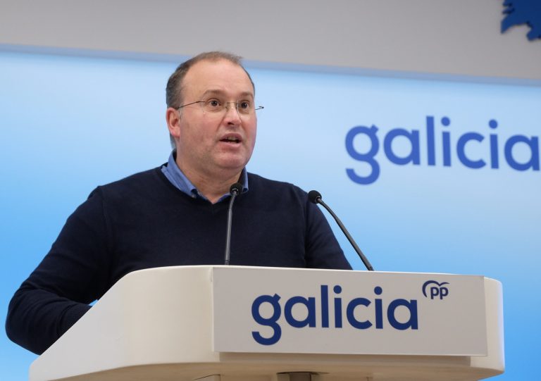 Tellado carga contra una oposición que «no aporta nada» a la gestión de la pandemia y un Gobierno «desaparecido»