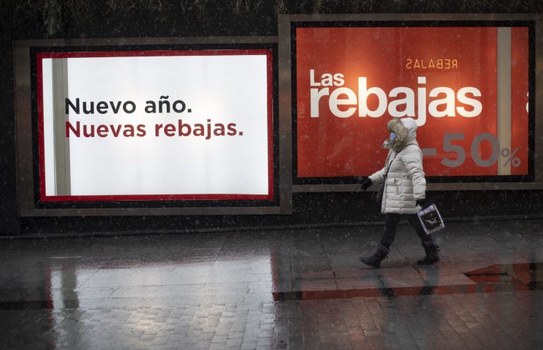 La Federación Galega celebra que el comercio recupere su horario, pero incide en los efectos de los cierres perimetrales