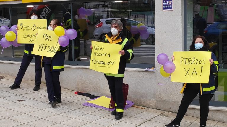 Paros de la plantilla de reparto de Correos de Narón (A Coruña) para reclamar contratación para cubrir ausencias