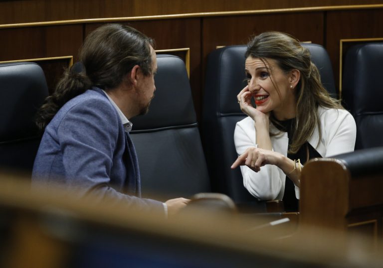 Díaz ensalza la valentía de Iglesias para ser candidato en Madrid y acepta con «honor» el reto de ser vicepresidenta