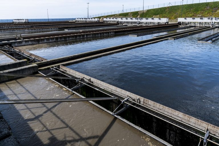 Ecologistas en Acción advierte de la situación «preocupante» de las depuradoras de aguas residuales del litoral gallego
