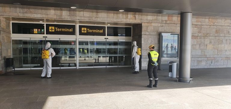 Cvirus.- Aena aprueba el convenio que permite a la Xunta iniciar los test de covid-19 en Alvedro «cuando lo desee»