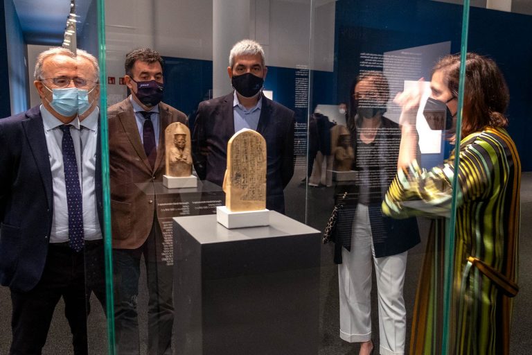 El Museo Gaiás acoge una exposición que repasa la civilización egipcia a través de 140 piezas del British Museum