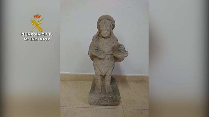 Recuperan una escultura de San Juan Bautista, robada en una vivienda de A Pobra do Caramiñal