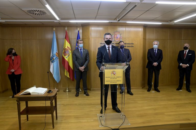 El nuevo delegado del Gobierno en Galicia se compromete a trabajar por el municipalismo