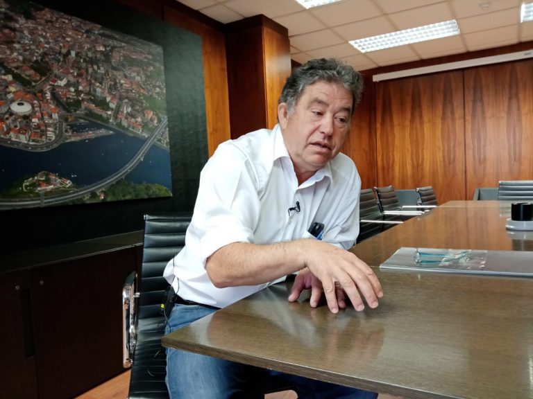 El alcalde de Pontevedra pregunta a la Xunta qué hará respecto a la presencia de mercurio en Lourizán