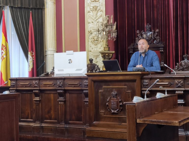Jácome advierte de que Ourense perderá el 80% de su oferta termal con la nueva normativa autonómica