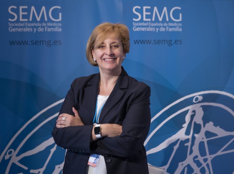 La doctora Pilar Rodríguez Ledo gana el premio de investigación Nóvoa Santos de la Asociación de Médicos Gallegos