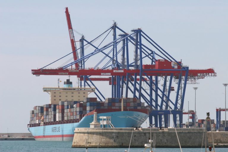 Las exportaciones gallegas aumentan en febrero un 1,4% frente a la caída del 1,9% a nivel estatal, según Foro Económico
