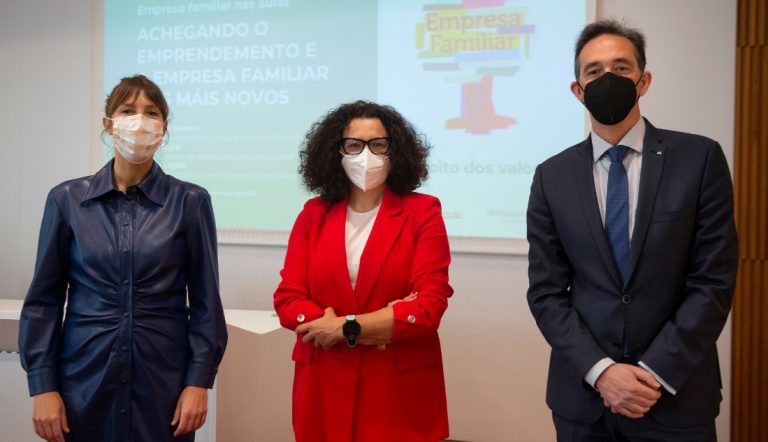 Una quincena de proyectos de colegios gallegos optan al premio ‘Imaxina a túa empresa’