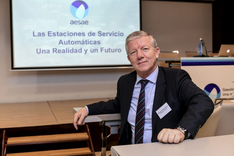 Aesae estudia iniciar acciones ante la CE contra la Xunta por «trabas» a apertura de estaciones de servicio