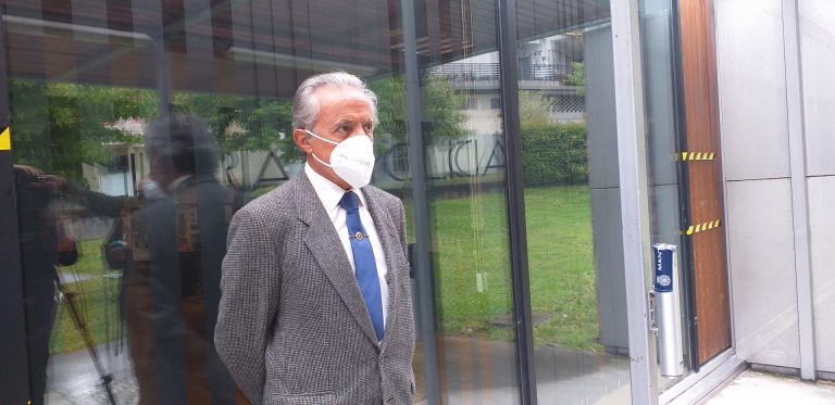 El comisario de Vigo se despide entre reproches a la «superioridad» por no autorizar un encuentro con periodistas