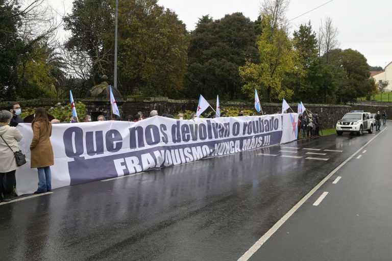 Galiza Cultura pide a la Xunta que active «todos los recursos» para que los Franco «no se apropien» de bienes de Meirás