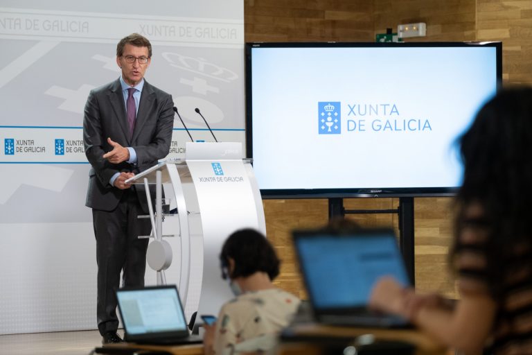 Feijóo asegura que Galicia «evitó» la cuarta ola y alega que es «segura» por su menor mortalidad e incidencia