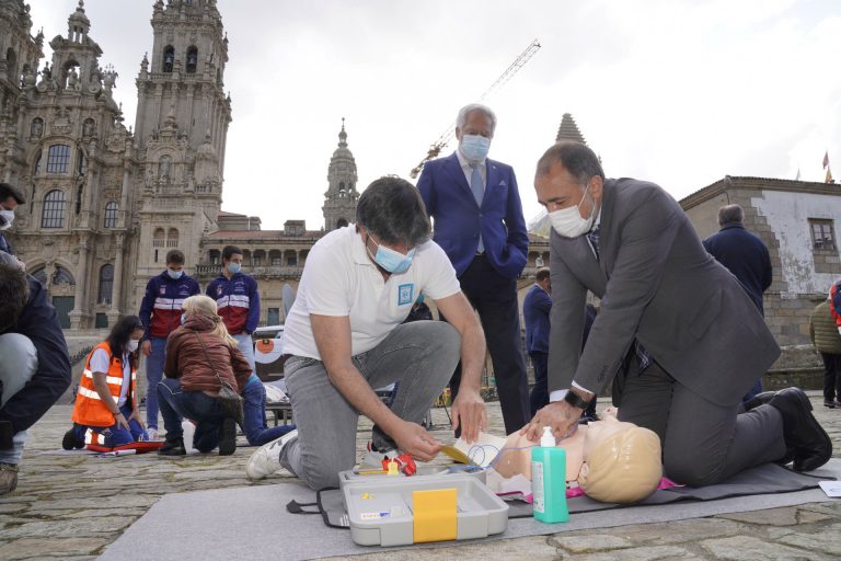 El conselleiro de Sanidade reivindica «algún paso» al Ministerio para tener la especialidad de Medicina de Urgencias