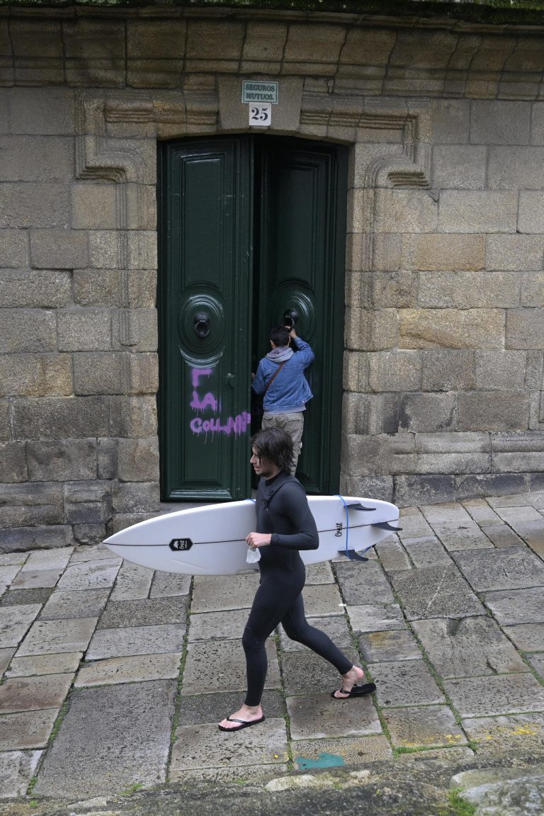 El Ayuntamiento de A Coruña afirma que estudia la vía judicial «más segura» para recuperar la Casa Cornide
