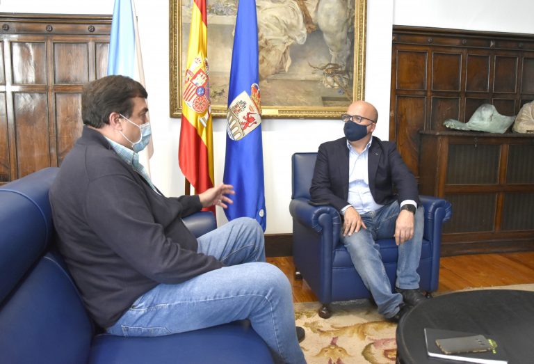 Baltar traslada al presidente del Club Ourense Baloncesto el «compromiso inquebrantable» de la Diputación