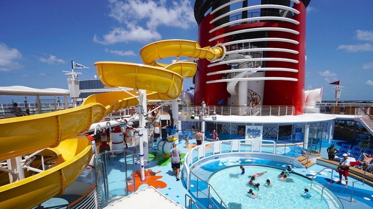 TURISMO.- La Autoridad Portuaria de A Coruña constituye una comisión de coordinación para retomar el atraque de cruceros
