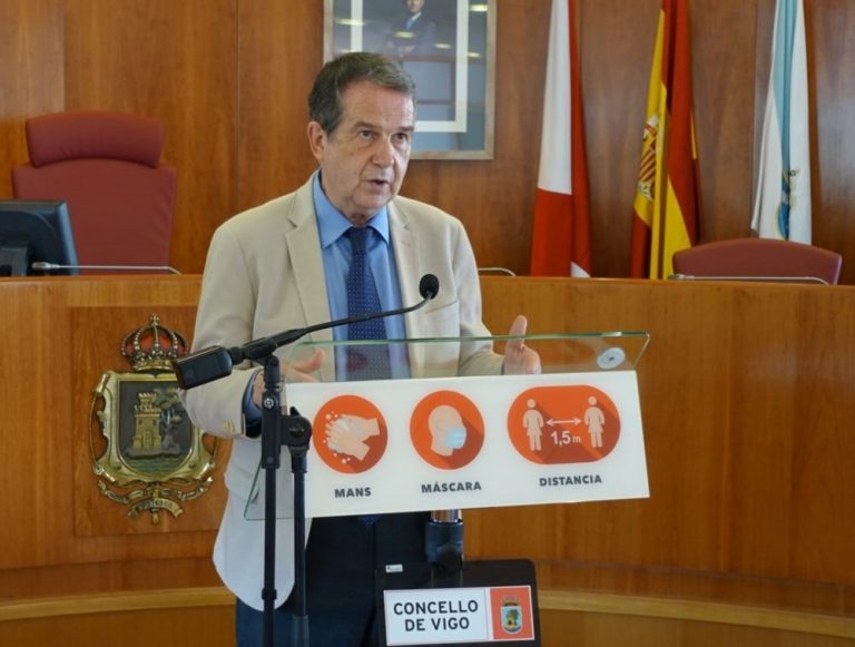 El Ayuntamiento de Vigo limpiará casi mil fincas para reducir el riesgo de incendio y critica que no lo haga la Xunta