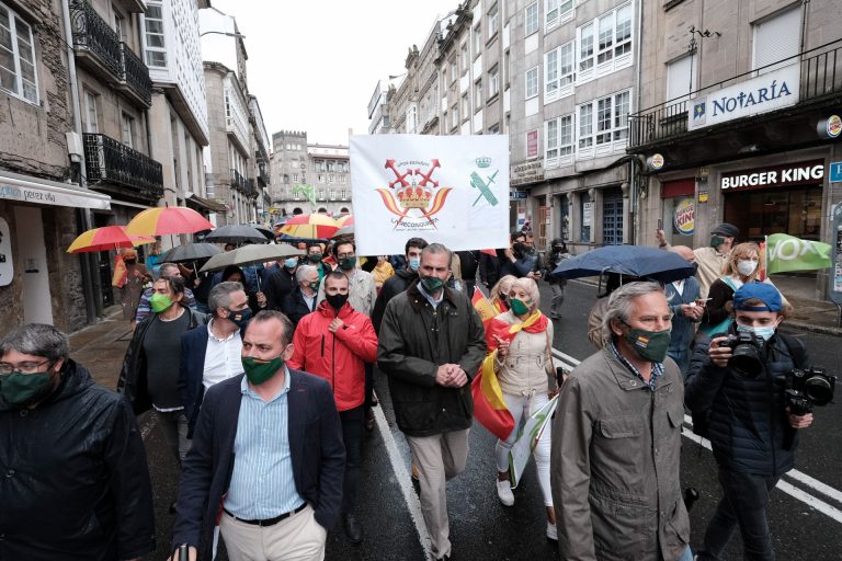 Vox tacha a «Castelao-Feijóo» de «cobarde» y «cínico» por la postura del PP sobre la transferencia de tráfico a Galicia