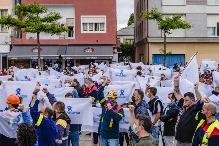 El comité de empresa de Alcoa reúne a miles de personas en una nueva manifestación en San Cibrao