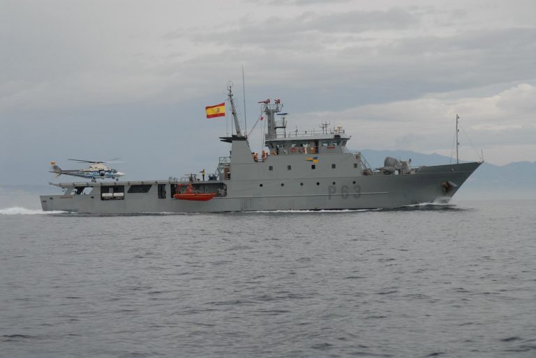El patrullero de la Armada ‘Arnomendi’ recalará este viernes en Vigo en el marco de una campaña de vigilancia de pesca