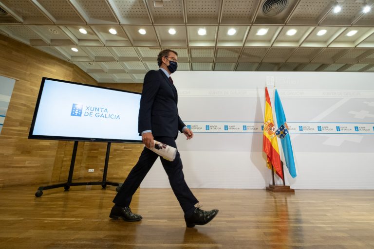 Feijóo llama a la «prudencia continuada» con el foco en los jóvenes y San Juan: «Queda el final del túnel»