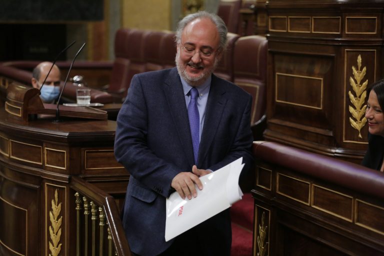 El socialista Guillermo Meijón, elegido presidente de la comisión del Congreso que investigará el plan de vacunación