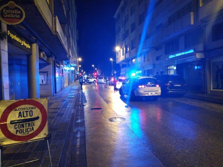 Multado con mil euros y retirada de 6 puntos un conductor con alcoholemia positiva tras «circulación irregular» en Lugo