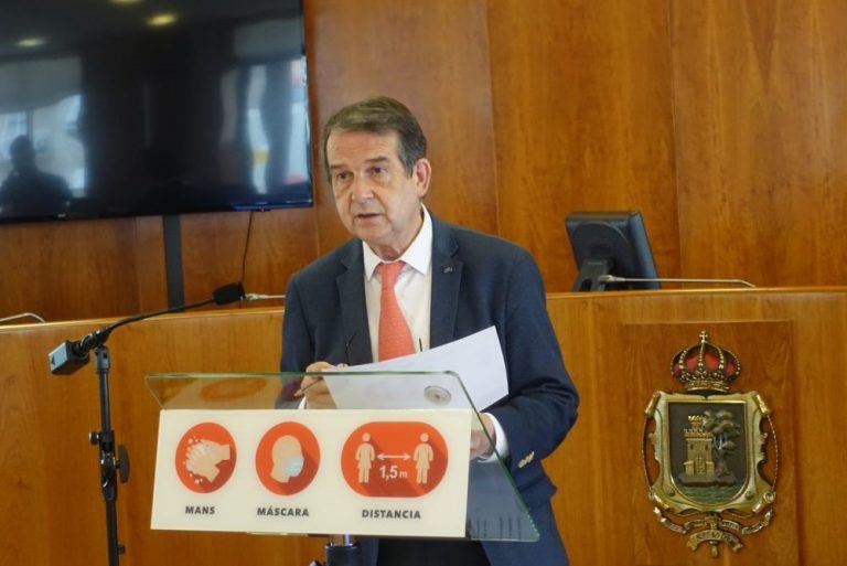 El gobierno local de Vigo compensará con 3,5 millones de euros a la concesionaria del transporte por la pandemia