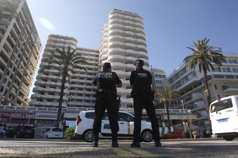 El ‘megabrote’ de Mallorca suma en Galicia 215 contagios y 173 personas permanecen en cuarentena
