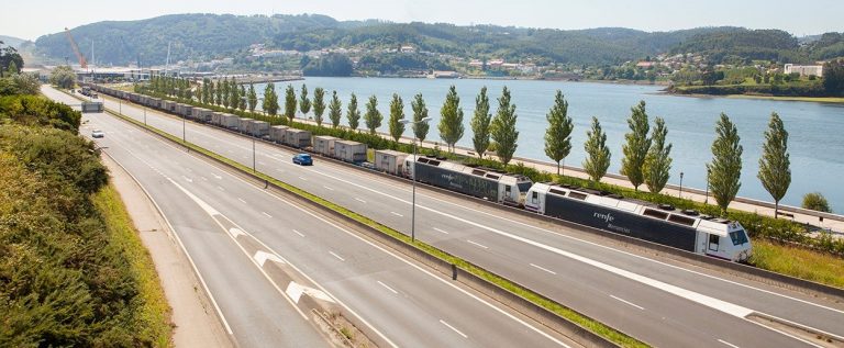 Puerto de Ferrol pone en marcha la renovación y ampliación de vías de ferrocarril para aumentar la capacidad de tránsito