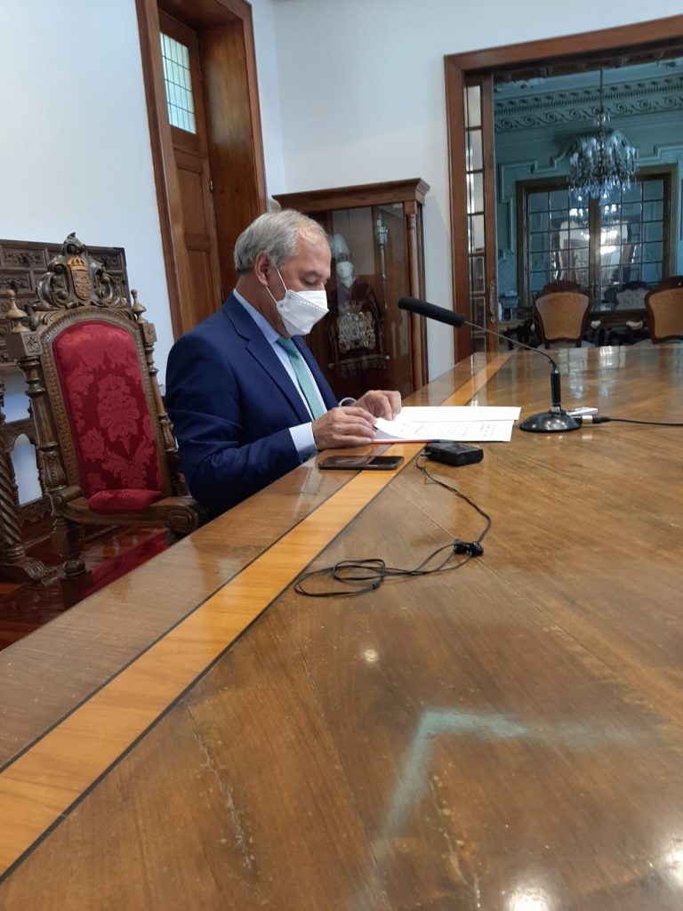 La Diputación de Lugo destina más de 310.000 euros para el equipamiento de la residencia de mayores de Navia de Suarna