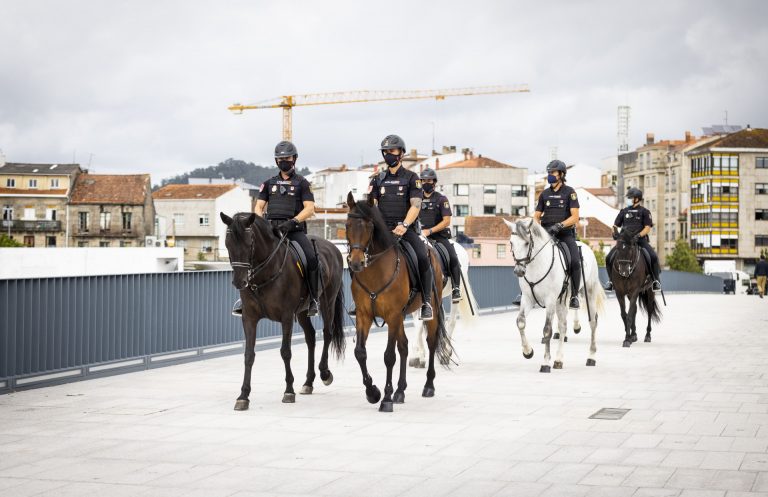 Agentes de la Policía Nacional harán el Camino de Santiago por relevos desde Lugo por la Vía Primitiva
