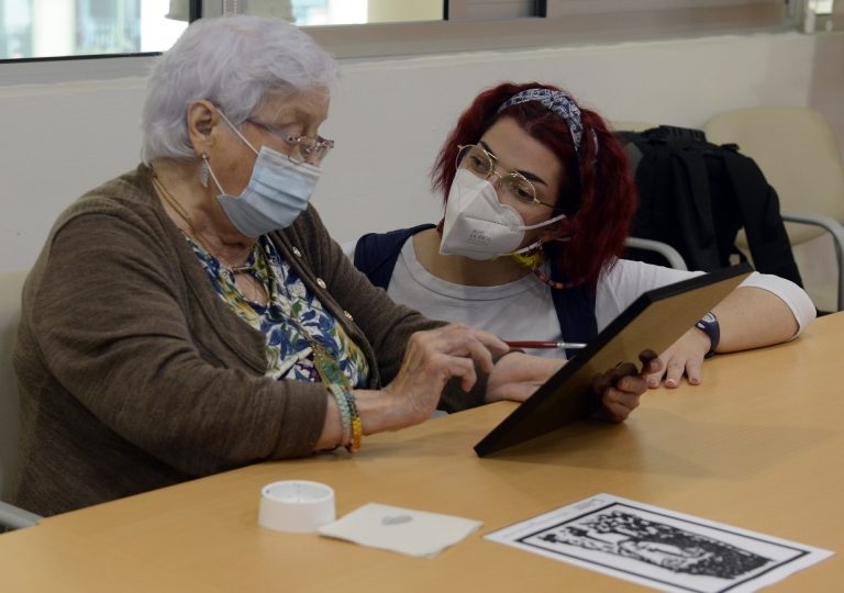 Cvirus.- Dos positivos en covid-19 en la residencia de mayores Bodía Magnolio, en Vigo