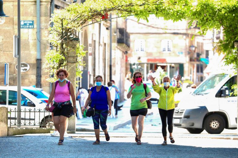 Cvirus.-Las zonas con más restricciones podrán acoger el fin de semana los eventos convocados antes del cambio de nivel